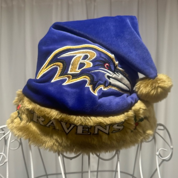 Baltimore Ravens Other - Purple & Gold Baltimore Ravens Santa Hat